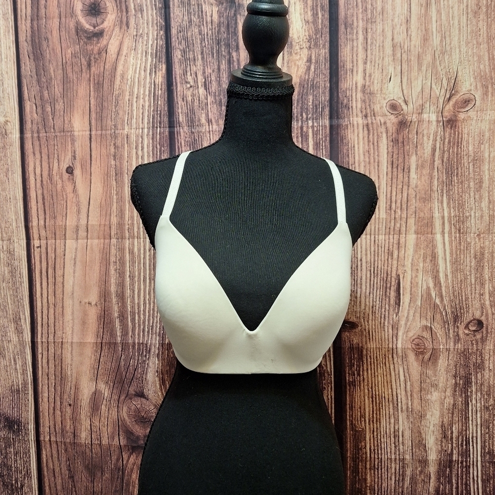 Victoria's Secret T-shirt Lightly Lined Wireless Racerback Bra Womens Size 34DD